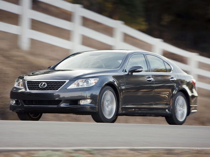 Black Lexus LS in motion