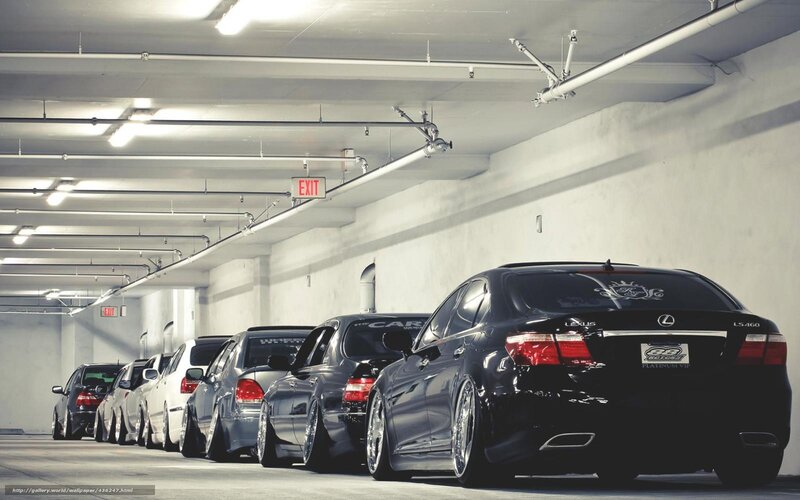 Black Lexus Ls460