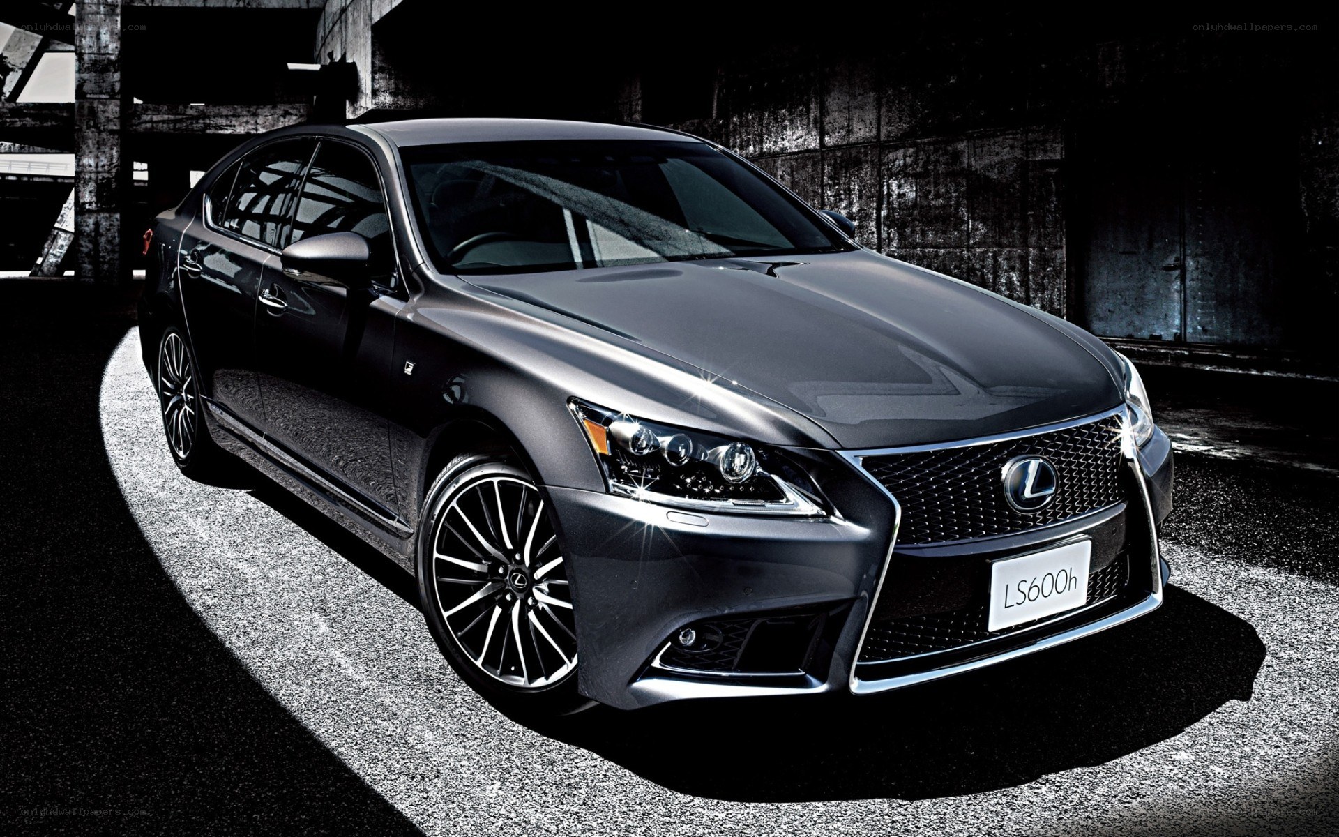 Black Lexus LS600h sedan