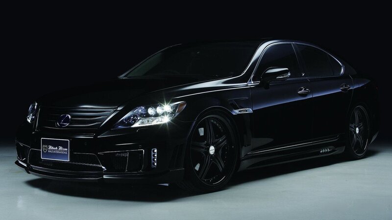 Black Lexus Sedan — Dramatic, Photograph, Car