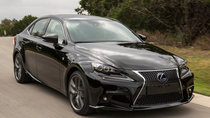 Black Lexus Sedan — Dynamic