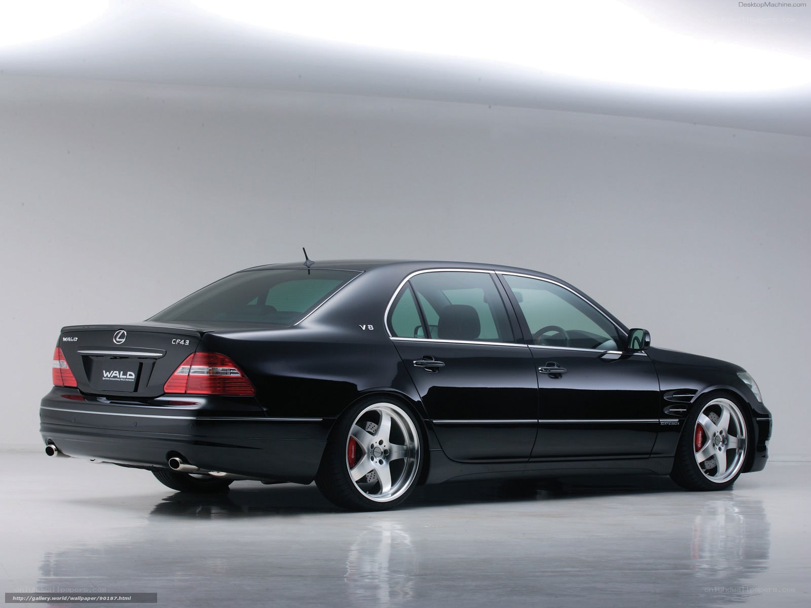 Black Lexus sedan