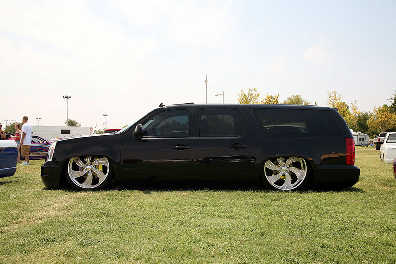 Black Lifted SUV — Outdoor