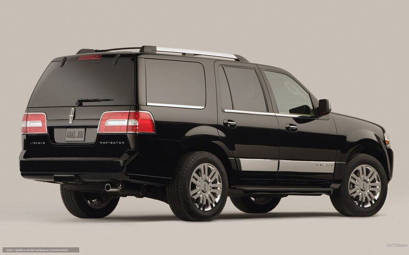 Black Lincoln Navigator SUV — Neutral