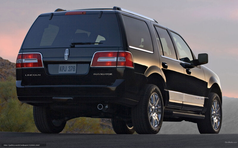 Black Lincoln Navigator