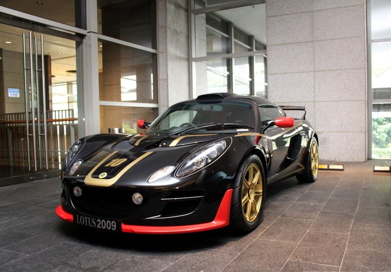 Black Lotus sports car