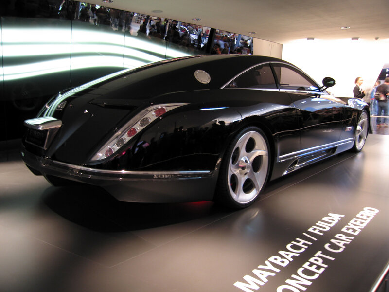 Black Luxury Car — Formal