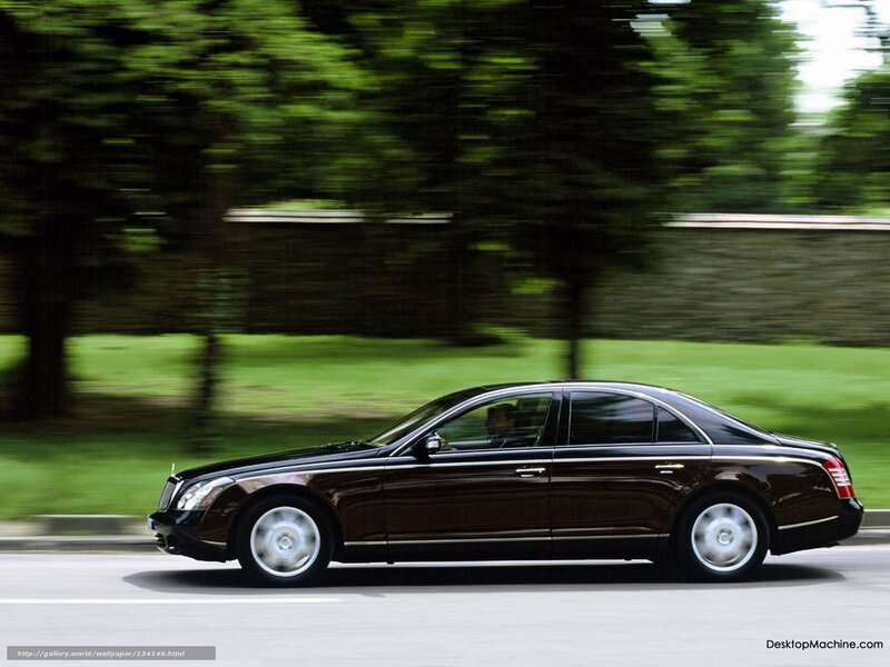 Black Luxury Sedan — Dynamic