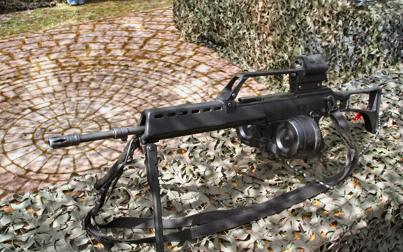 Black Machine Gun — Neutral
