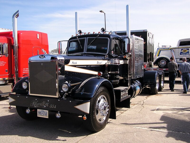Black Mack Truck — Outdoor
