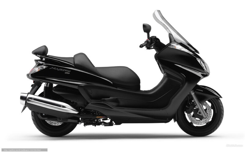 Black Majesty scooter side view
