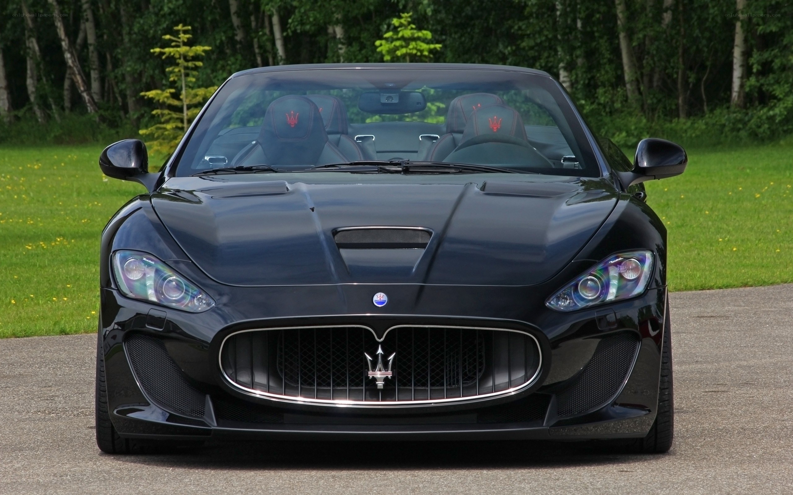 black maserati convertible