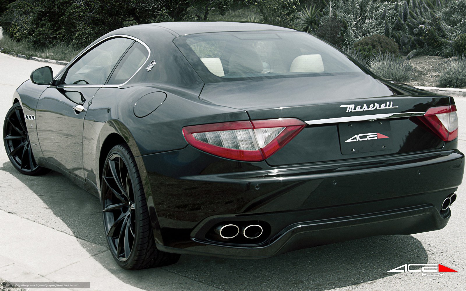 black maserati coupe