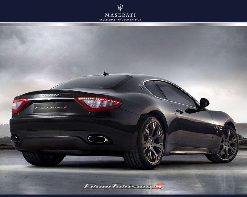 Black Maserati GranTurismo S — Dramatic, Photograph