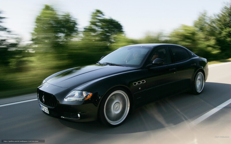 Black Maserati Sedan — Dynamic