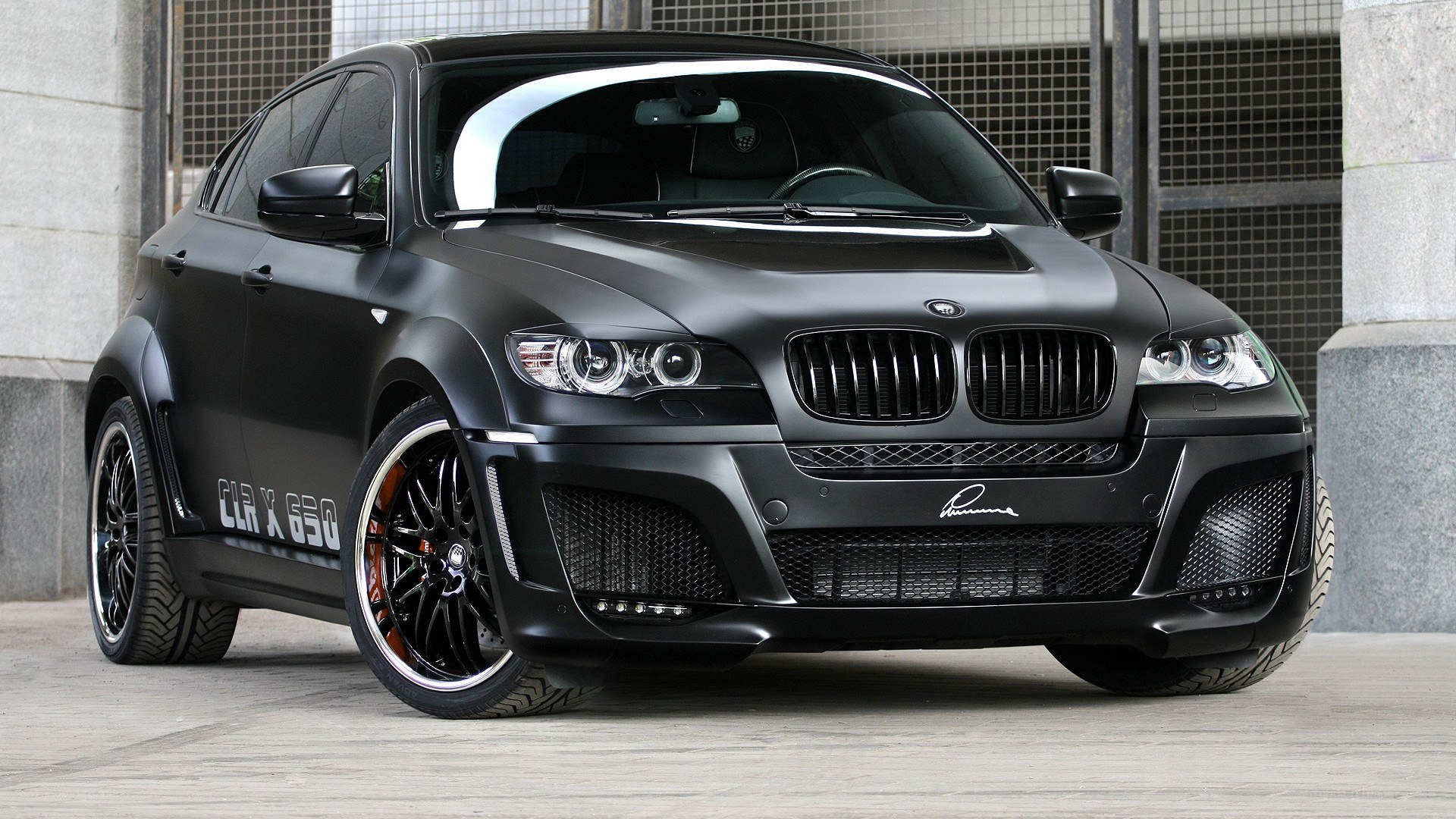 black matte BMW X6