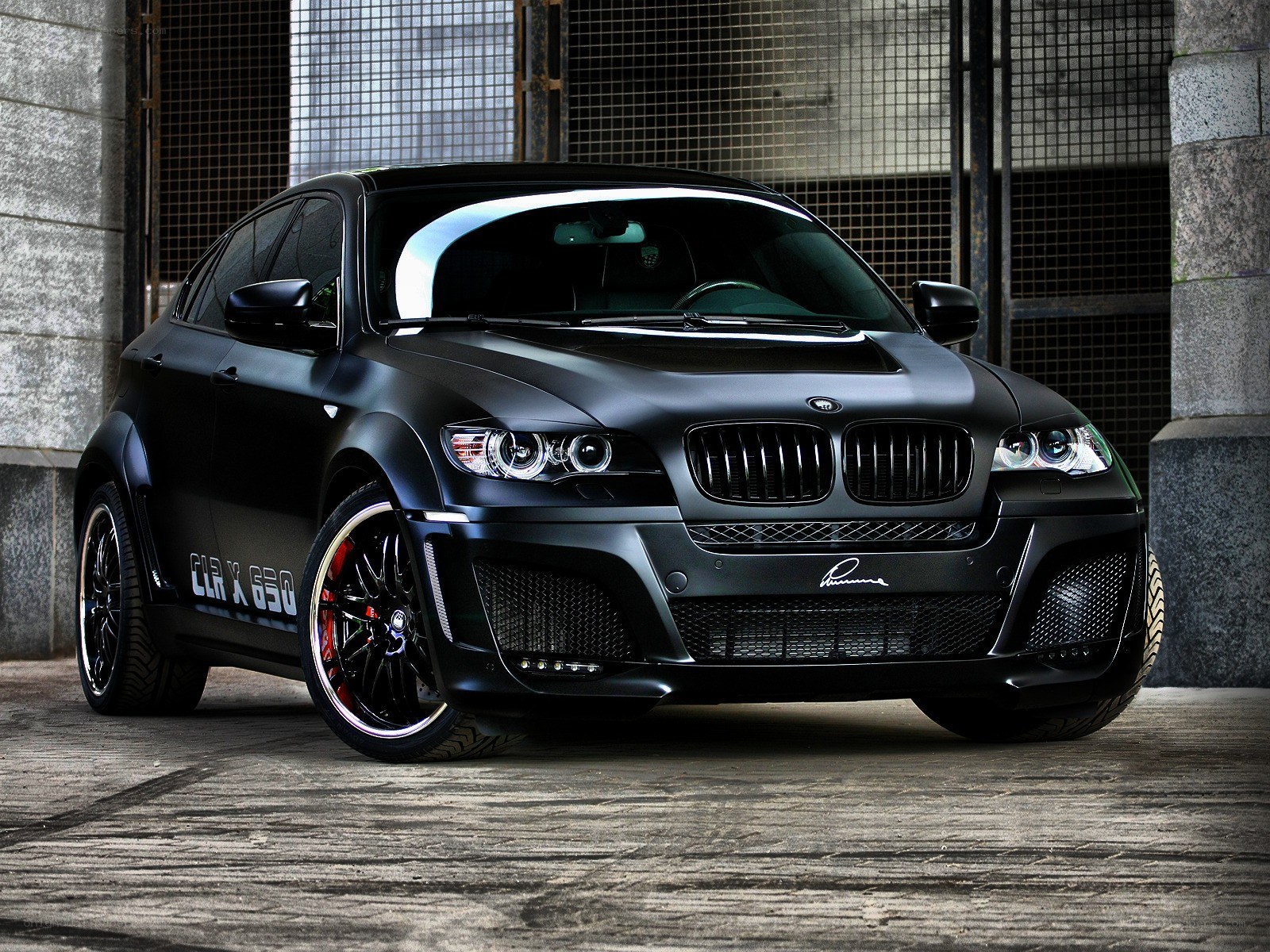black matte BMW X6