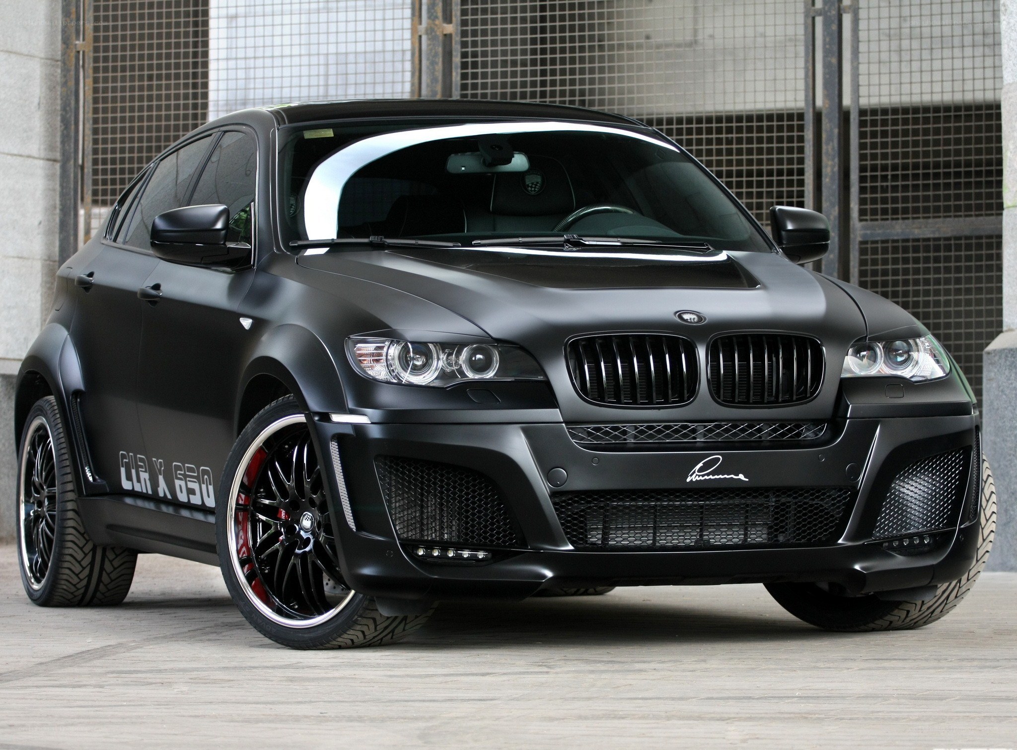 Black matte BMW X6