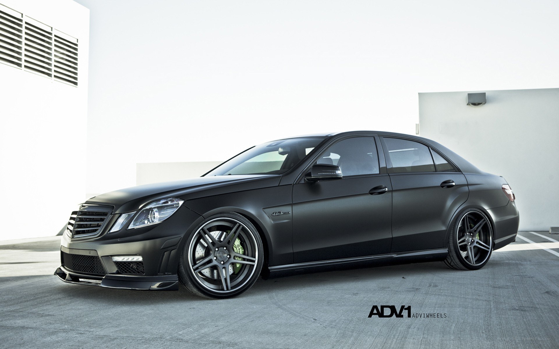 black matte mercedes-benz e63 amg
