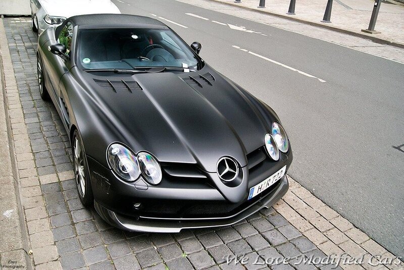 Black matte Mercedes SLR McLaren