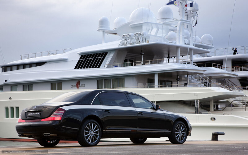 Black Maybach ZEPPELIN
