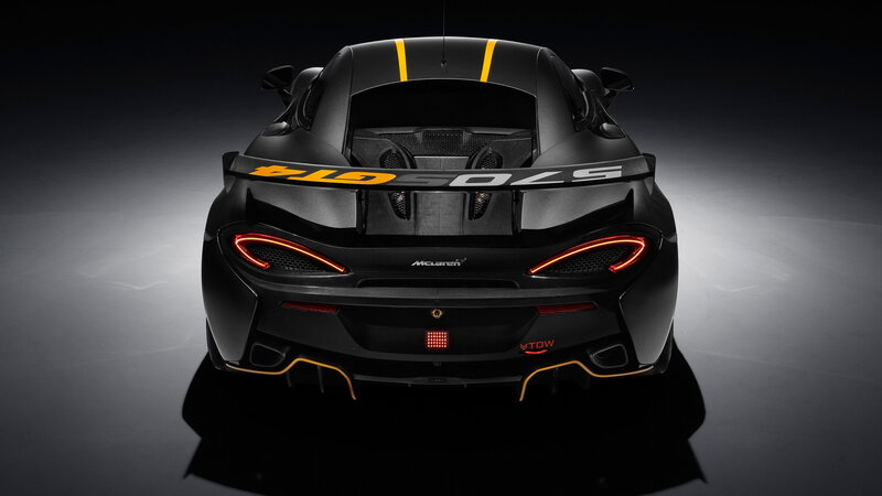 Black Mclaren 570s Gt