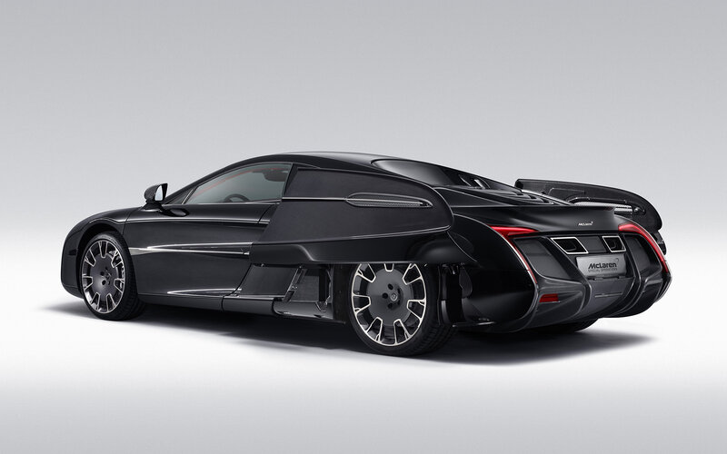 Black Mclaren Supercar — Dramatic