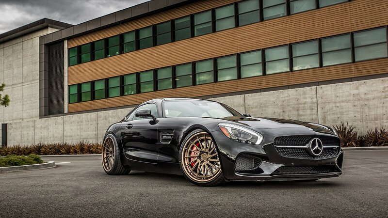 Black Mercedes-AMG GT
