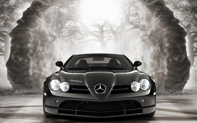 Black Mercedes-AMG SLR