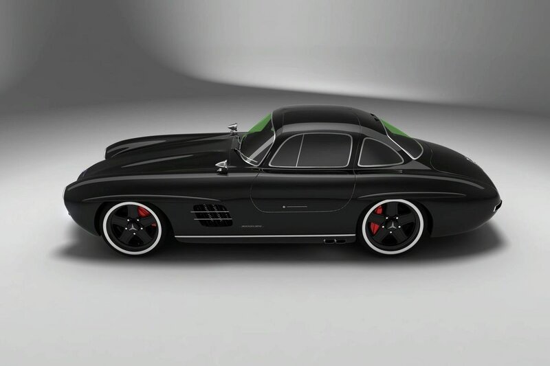Black Mercedes-Benz 300SL Gullwing