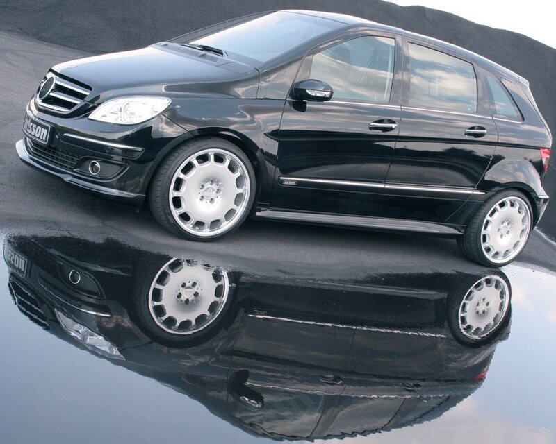 Black Mercedes-Benz B-Class