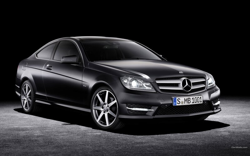 Black Mercedes-Benz C-Class Coupe