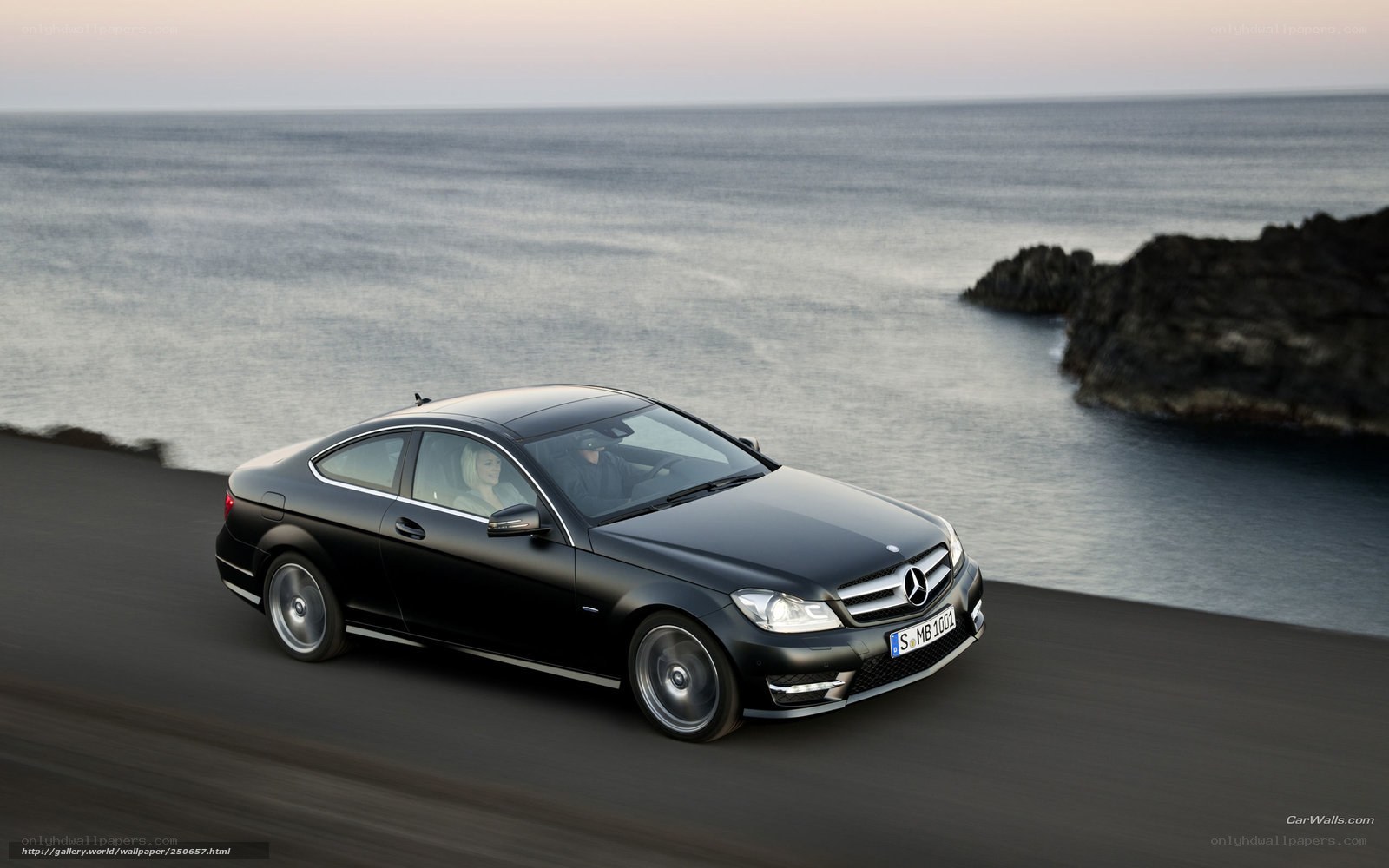 Black Mercedes-Benz C-Class Coupe