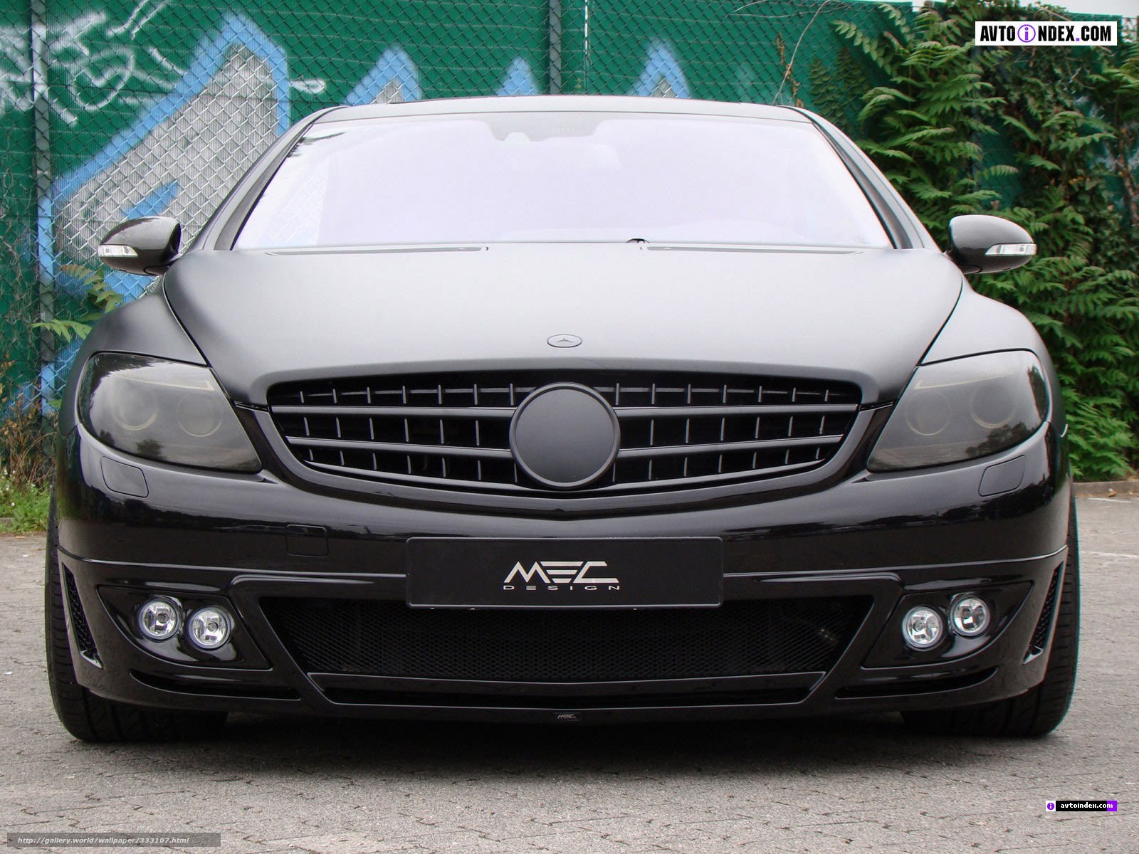 black mercedes-benz car