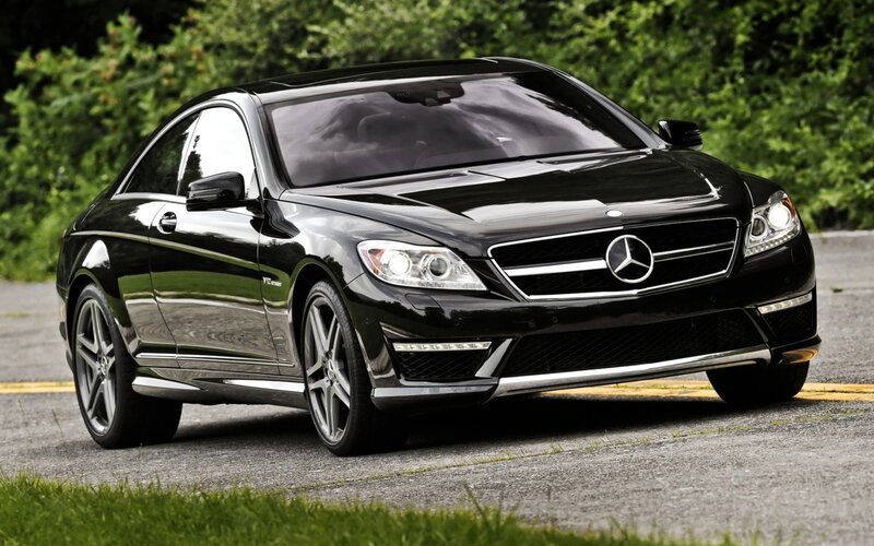 Black Mercedes-Benz CL550 Coupe