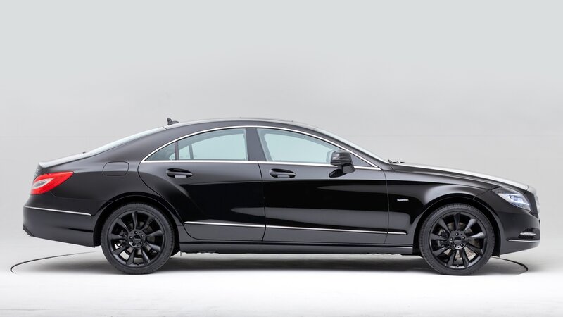 black mercedes-benz cls sedan