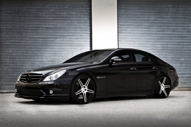 black mercedes-benz cls55 amg