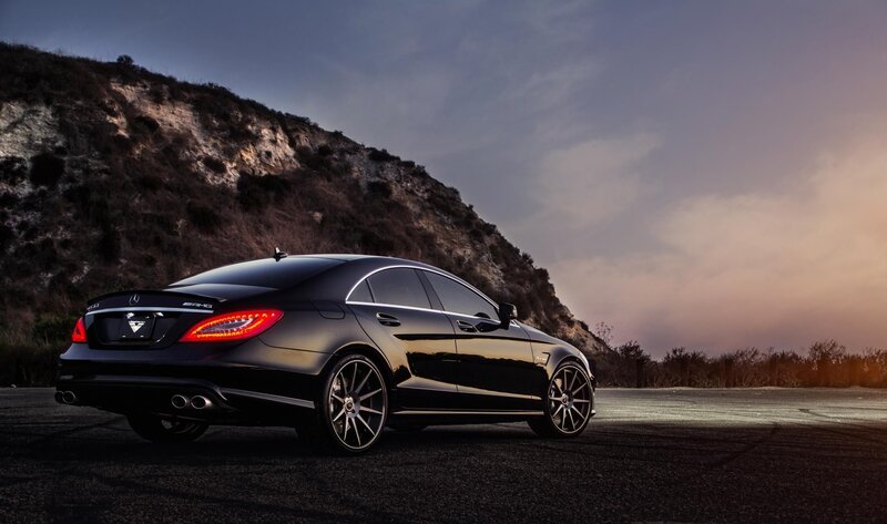 black mercedes-benz cls63 amg