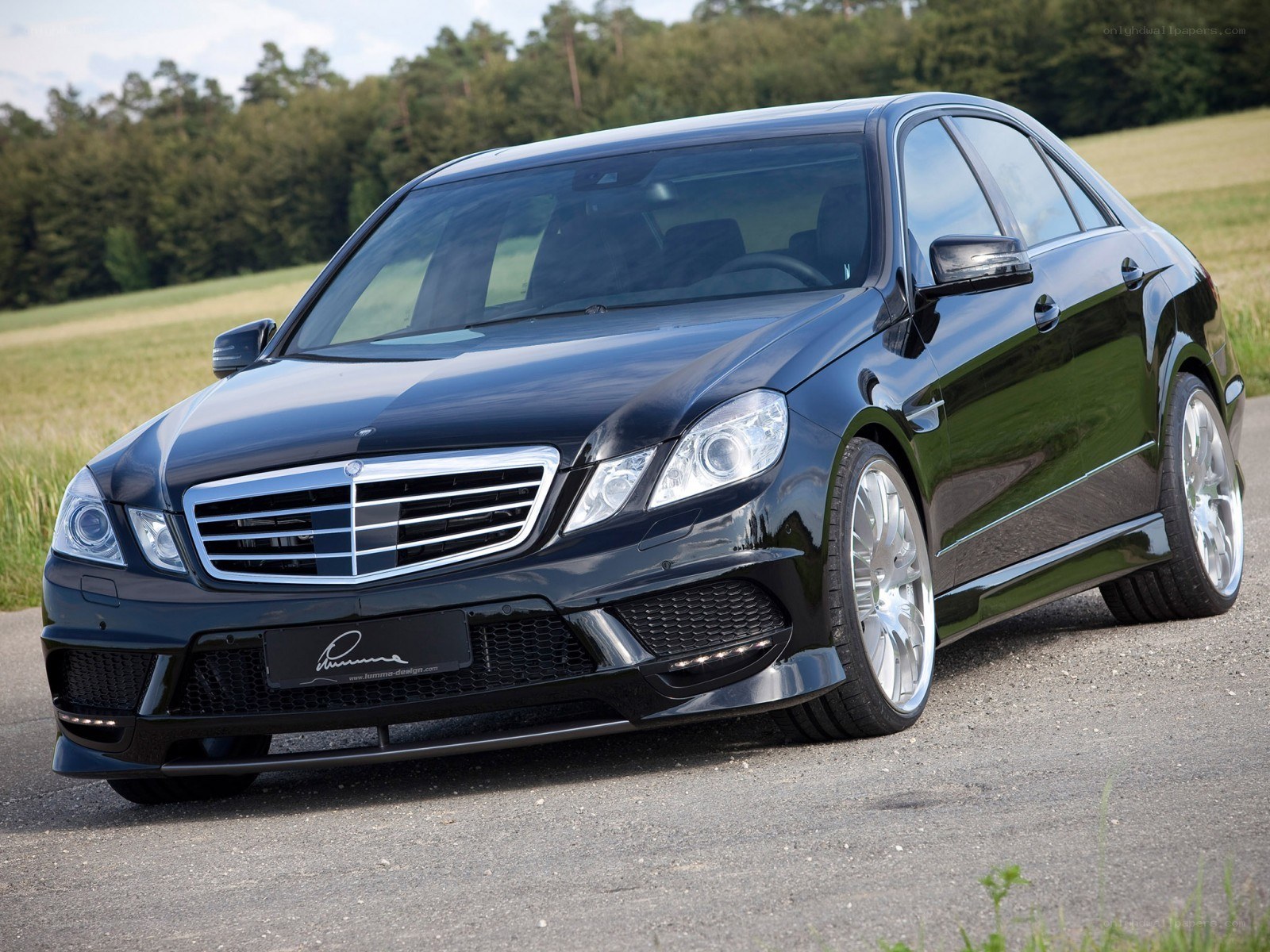black mercedes-benz e-class sedan