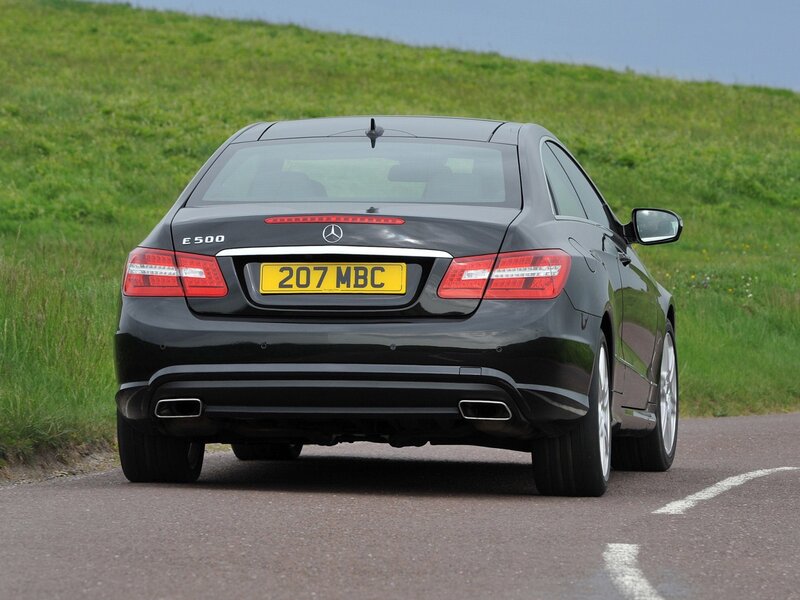 Black Mercedes-benz E500 — Calm, Afternoon