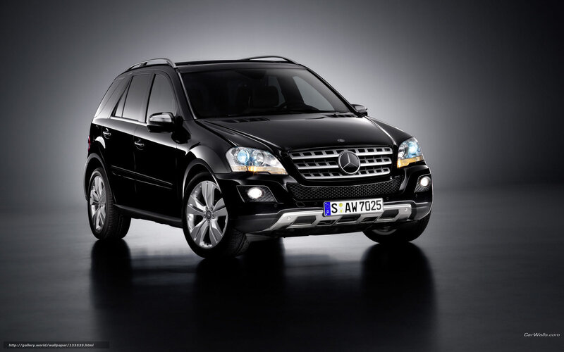 Black Mercedes-Benz ML350