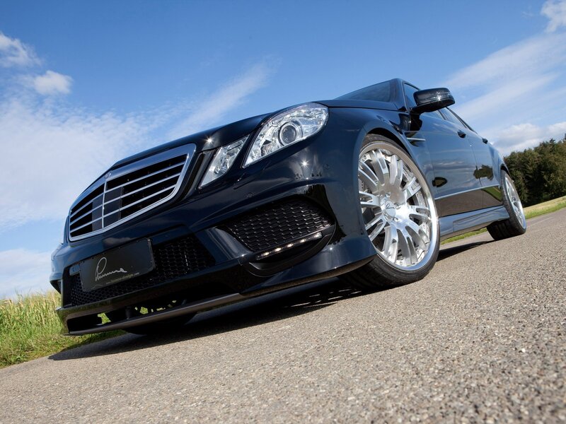black mercedes-benz on road