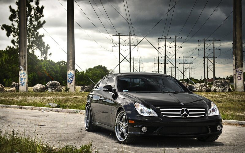 Black Mercedes-Benz parked on road