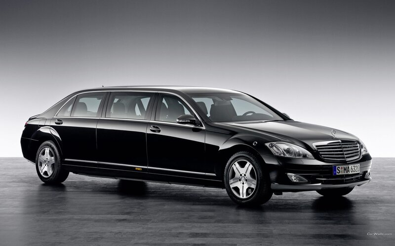 black mercedes-benz s-class