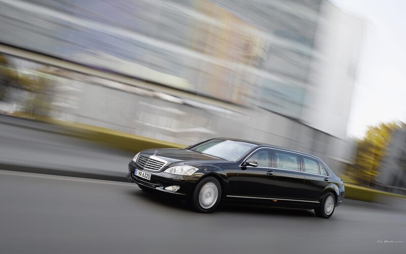 black mercedes-benz s-class limousine