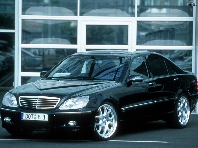 Black Mercedes-Benz S-Class sedan