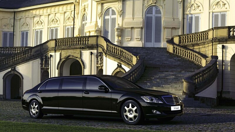 Black Mercedes-Benz S-Guard limousine