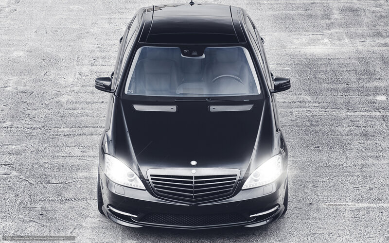 Black Mercedes-benz Sedan — Dramatic, Photograph, Car