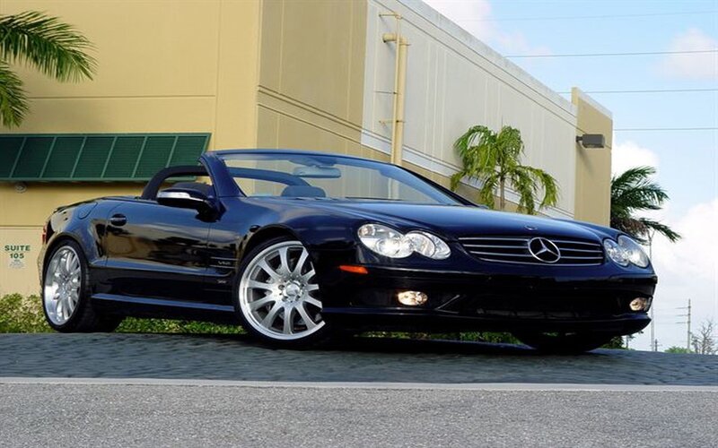 Black Mercedes-Benz SL500 convertible