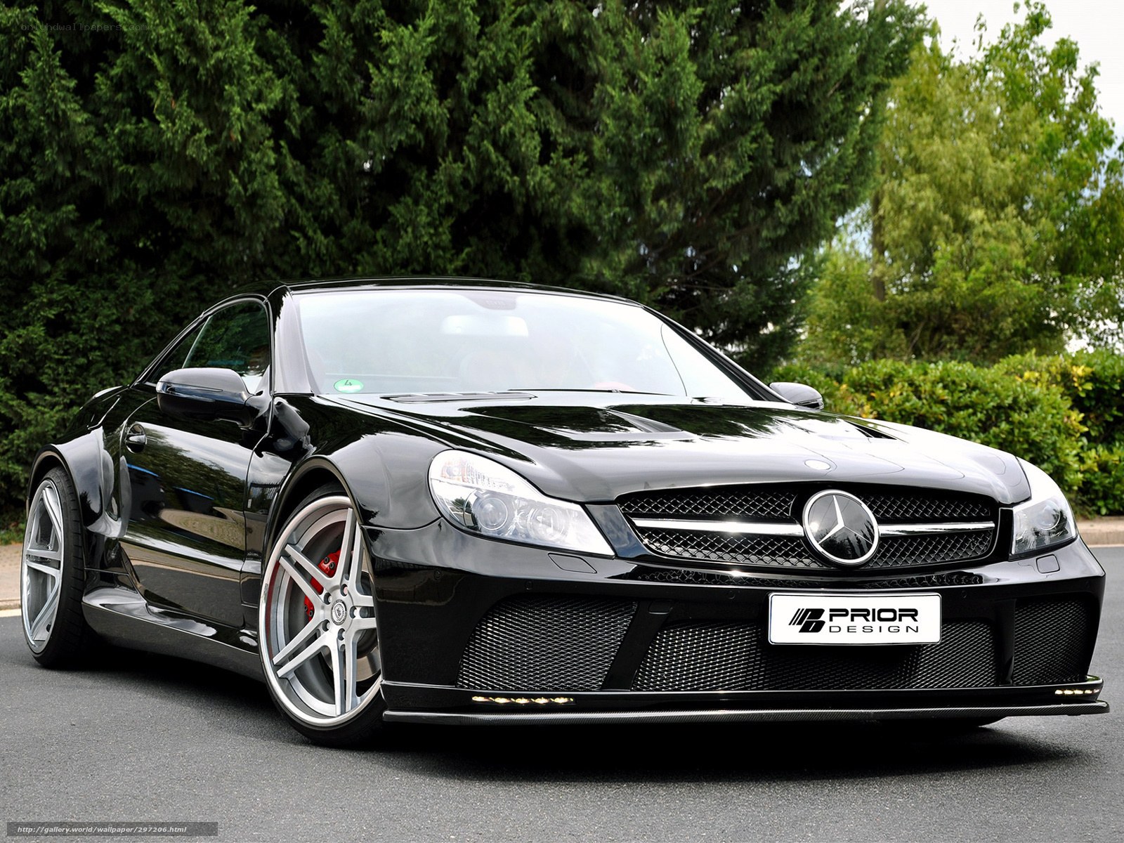 Black Mercedes-Benz SL55 AMG